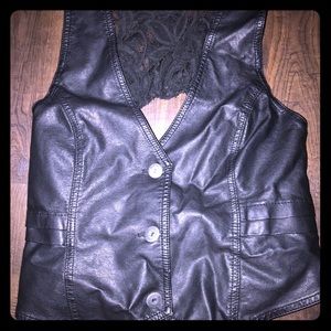 BKE Vest